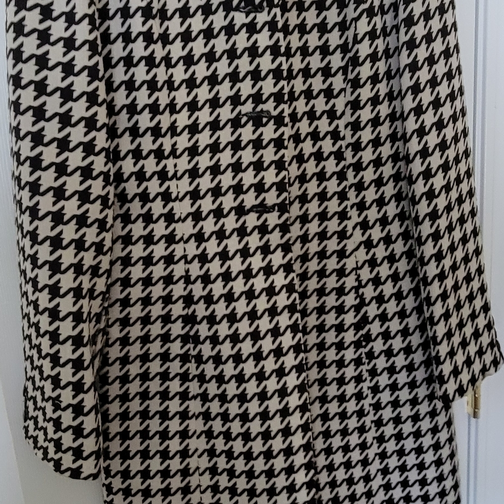 Houndstooth top coat